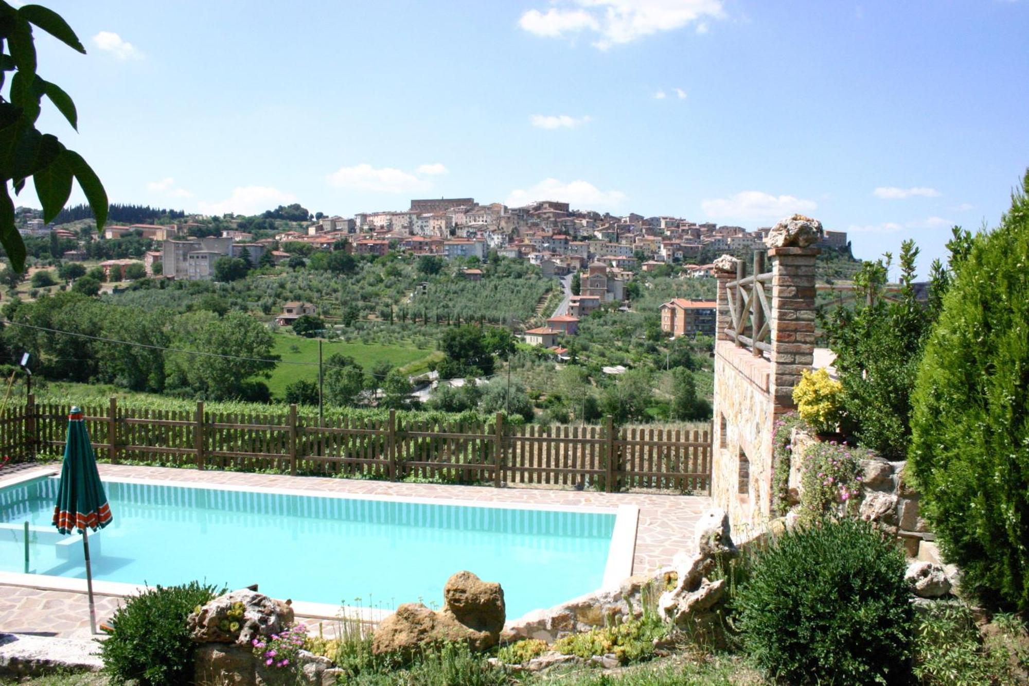 Agriturismo La Pietriccia Chianciano Terme Bagian luar foto