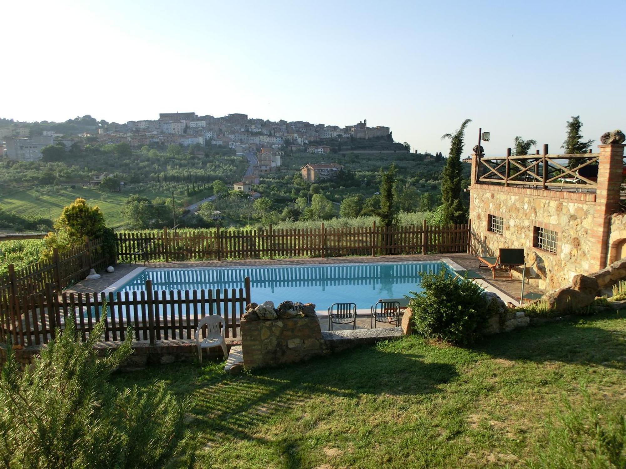 Agriturismo La Pietriccia Chianciano Terme Bagian luar foto