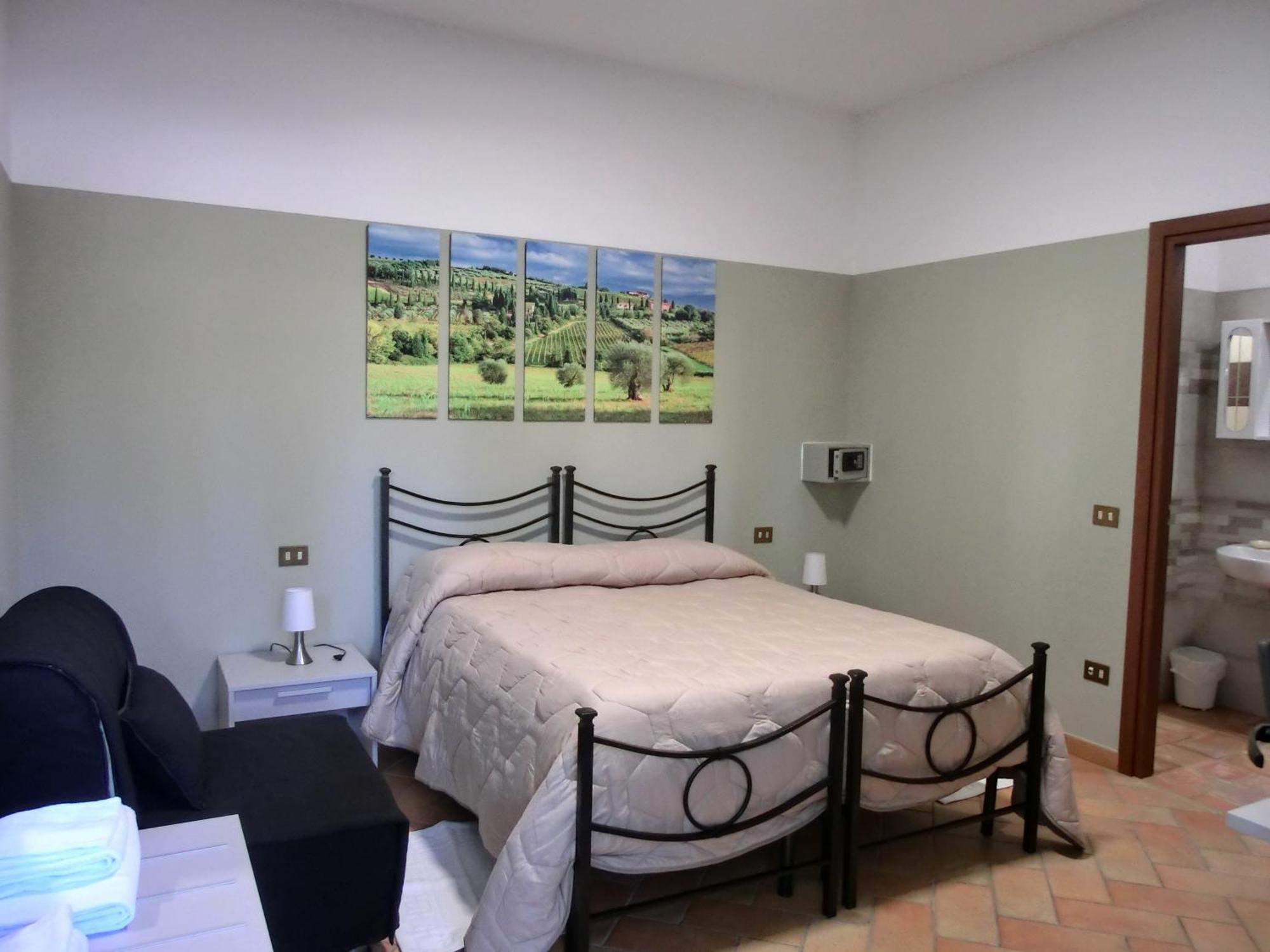 Agriturismo La Pietriccia Chianciano Terme Bagian luar foto